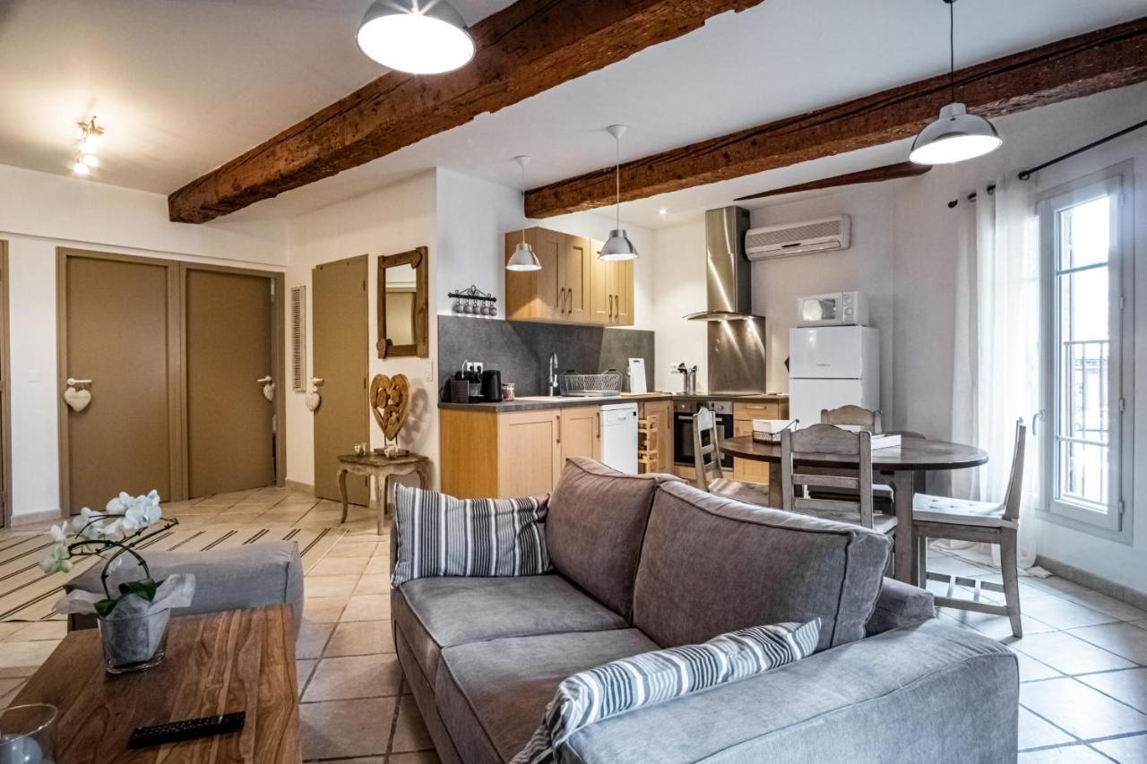 Appartement Au Coeur De L'Isle Sur La Sorgue Exterior photo